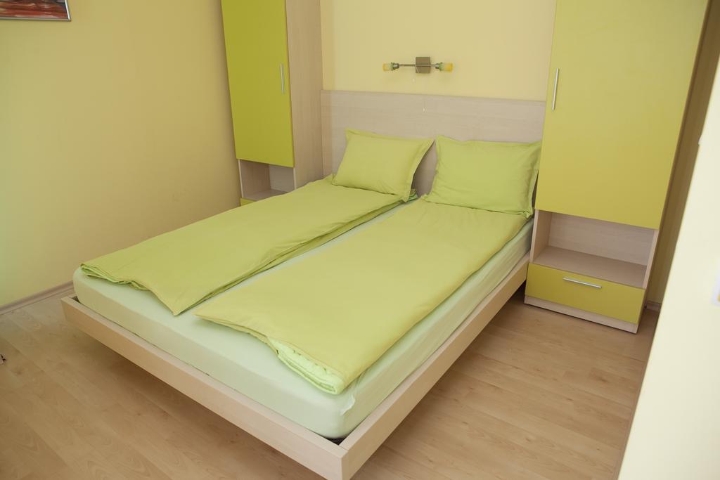 Spa Villa Crystal Hisarya Chambre photo